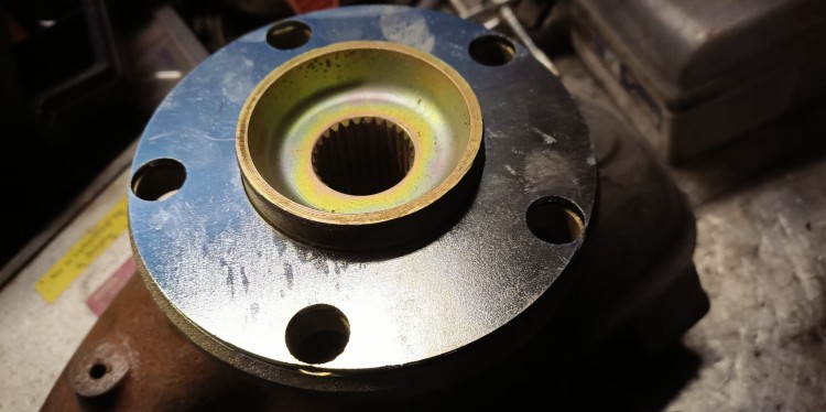 Bremse Abstandshalter 5x112 Vw T3/T4 2wd / syncro.jpg
