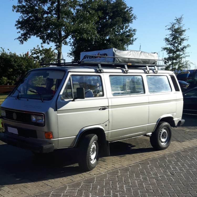 Dachhalterung 169HD VW T2 / T3 Bus.jpg
